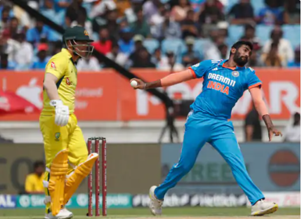 वनडे में दो बॉल के नियम में होगा बदलाव, स्टॉप क्लॉक भी लागू