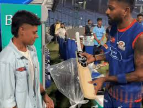 हार्दिक ने किया वादा निभाया, चंडीगढ़ की काशवी को दिया बैट