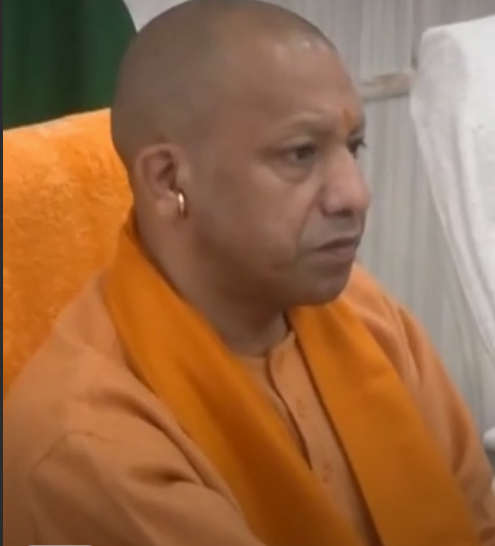 UPसरकार ने बुलंदशहर समेत कई जिलों में किए तबादले