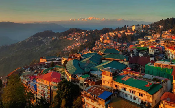 गर्मी के मौसम में इन जगहों पर घूमे