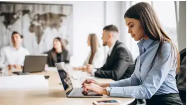 भारत में विदेश में नौकरी करने के लिए बन रहे सख्त कानून