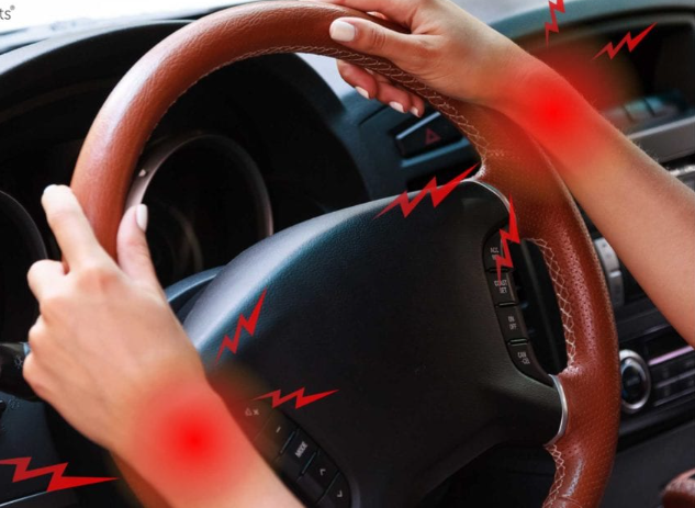 गाड़ी चलाते हैं तो पोजिशन का रखें ध्यान, घुटने में दर्द को न करें इग्नोर