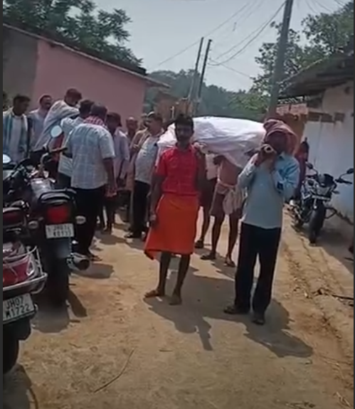 टनल हादसे से शव नहीं हुआ बरामद, 80 दिन बाद भी नहीं मिला शव, पुतला बनाकर बेटे का किया अंतिम संस्कार