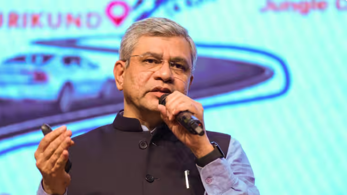 किसानों को मोदी सरकार का बड़ा तोहफा, बढ़ाई MSP