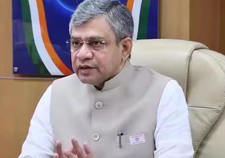 ऑनलाइन गेमिंग को लेकर आईटी मंत्री अश्विनी वैष्णव ने की अहम बैठक