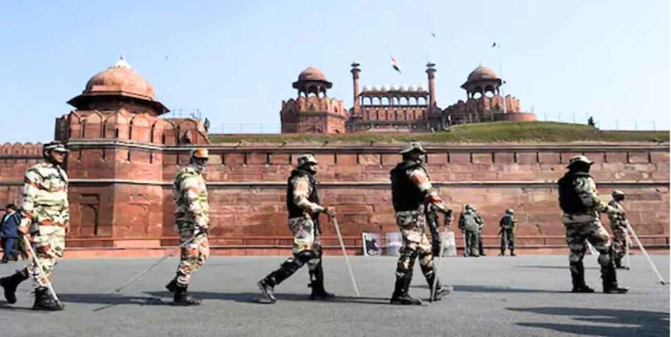 दिल्ली: लाल किले से चोरी हुआ सोने, हीरे, माणिक्य और पन्ना से जड़ा बेशकीमती कलश