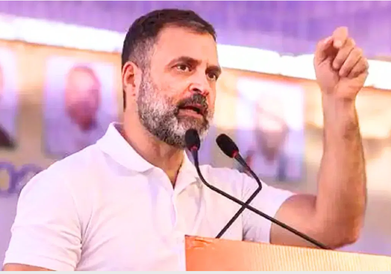 रायबरेली: राहुल गांधी की बैठक से विधायक मनोज पांडेय बाहर निकले, जताया विरोध – बताई ये वजह