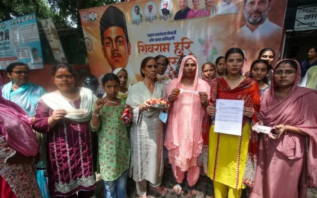 ‘हमें राहुल गांधी से मिलने का समय भी नहीं दिया…’, PM आवास के पास की झुग्गियों के लोग पहुंचे कांग्रेस दफ्तर